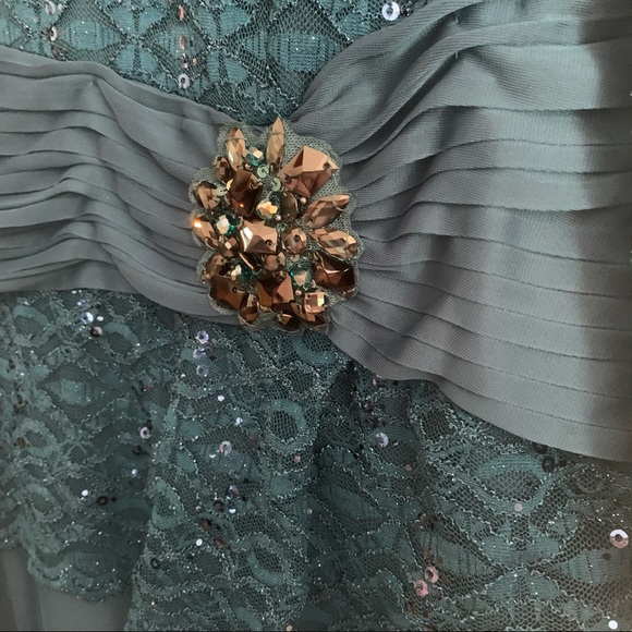 Cachet Sequin Glitter Lace Bodice Mock Two-Piece Gown - Picture 7 of 12